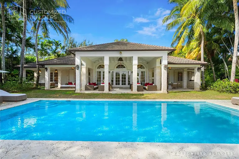 Luxury custom home and renovation project in South Florida