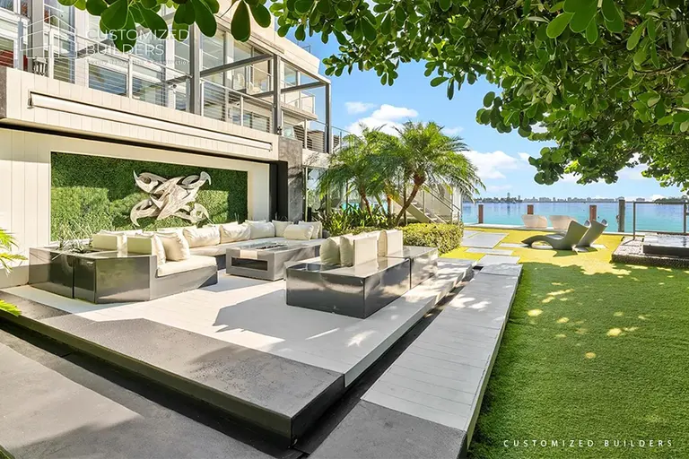 Florida building permits and code-compliant construction project